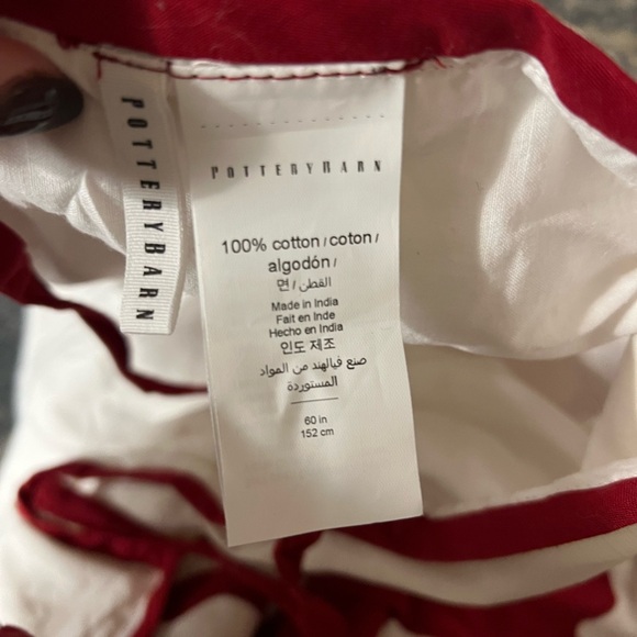 Pottery Barn tree skirt - Picture 4 of 4